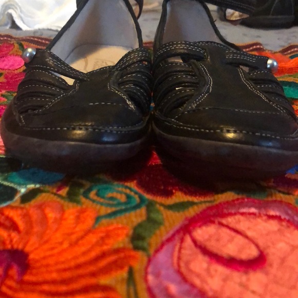 Strappy Flats Black Leather - Picture 3 of 5